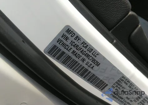 2021 Jeep Grand Cherokee Laredo X 4X4 from USA, damaged, VIN 1C4RJFAG4MC795268